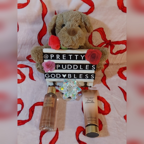 Victoria's Secret Other - 🎉 HP 🥂 💝 2pc Victoria's Secret Bare Vanilla Mist & Lotion Set 💝